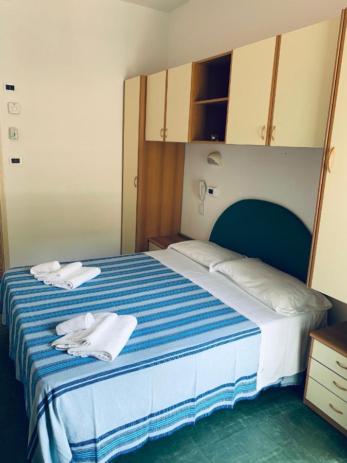 Hotel Maria Piera Rimini Esterno foto