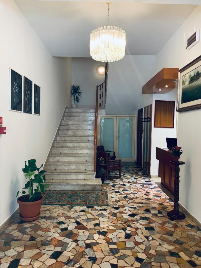 Hotel Maria Piera Rimini Esterno foto